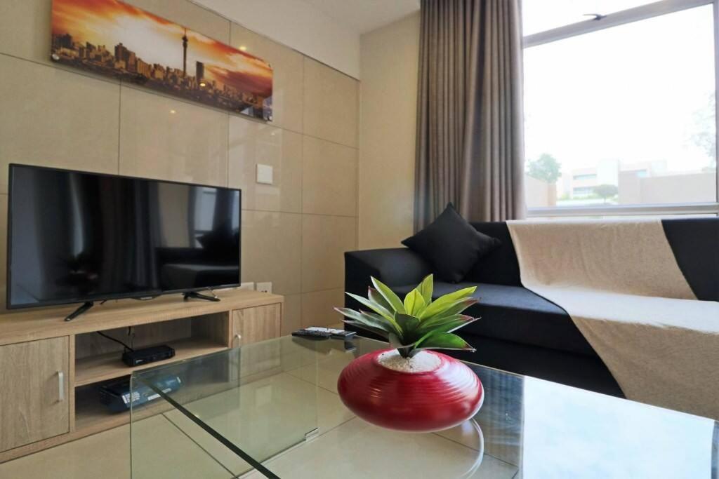 Upmarket Sandton Hydro Park Apartments Johannesburg Exterior foto